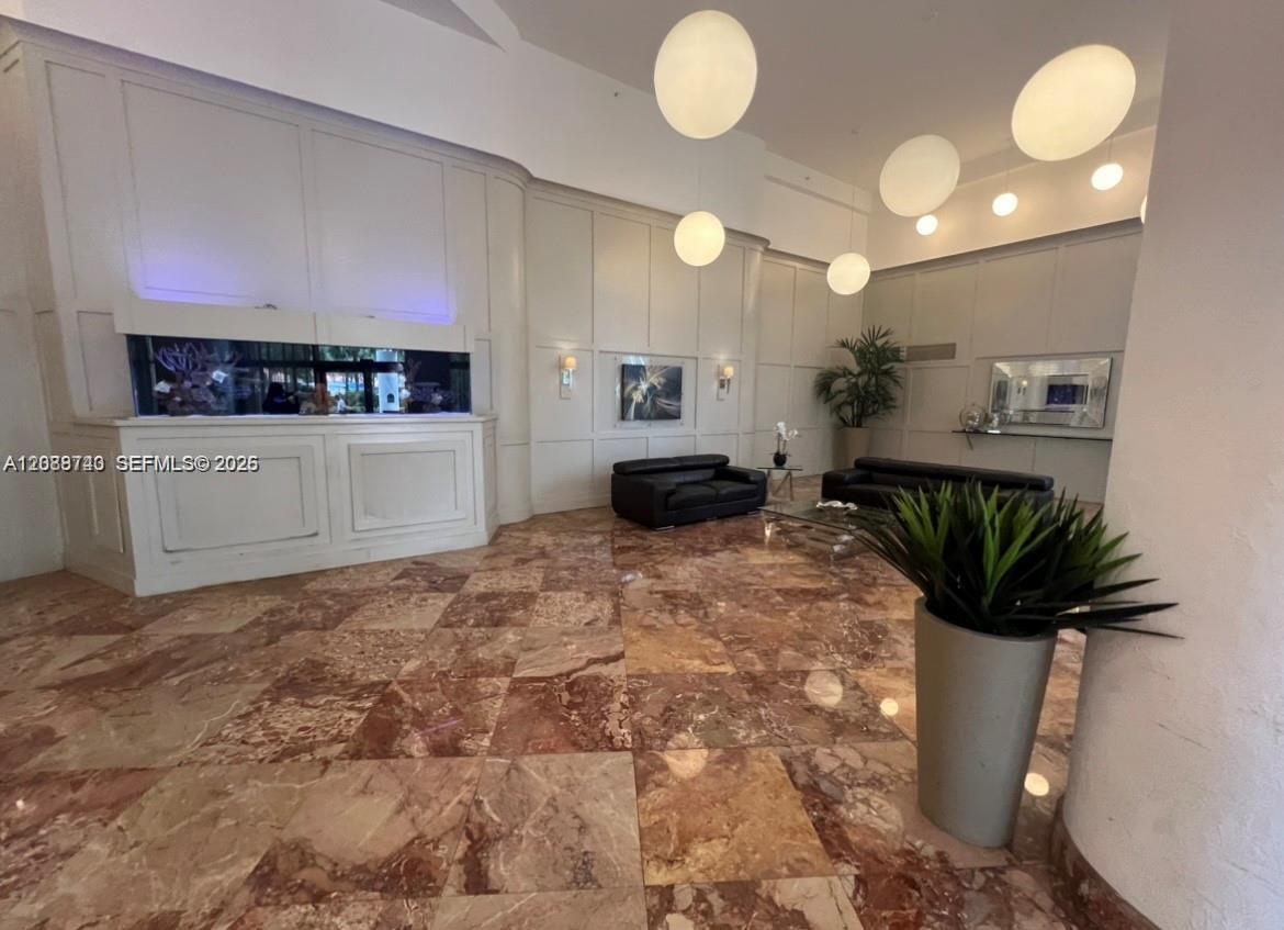 3600 Mystic Pointe Drive