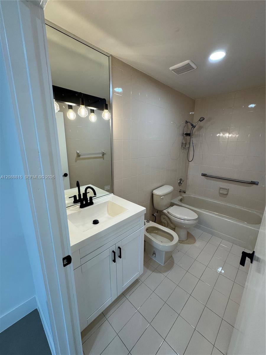 748 NW 133rd Avenue