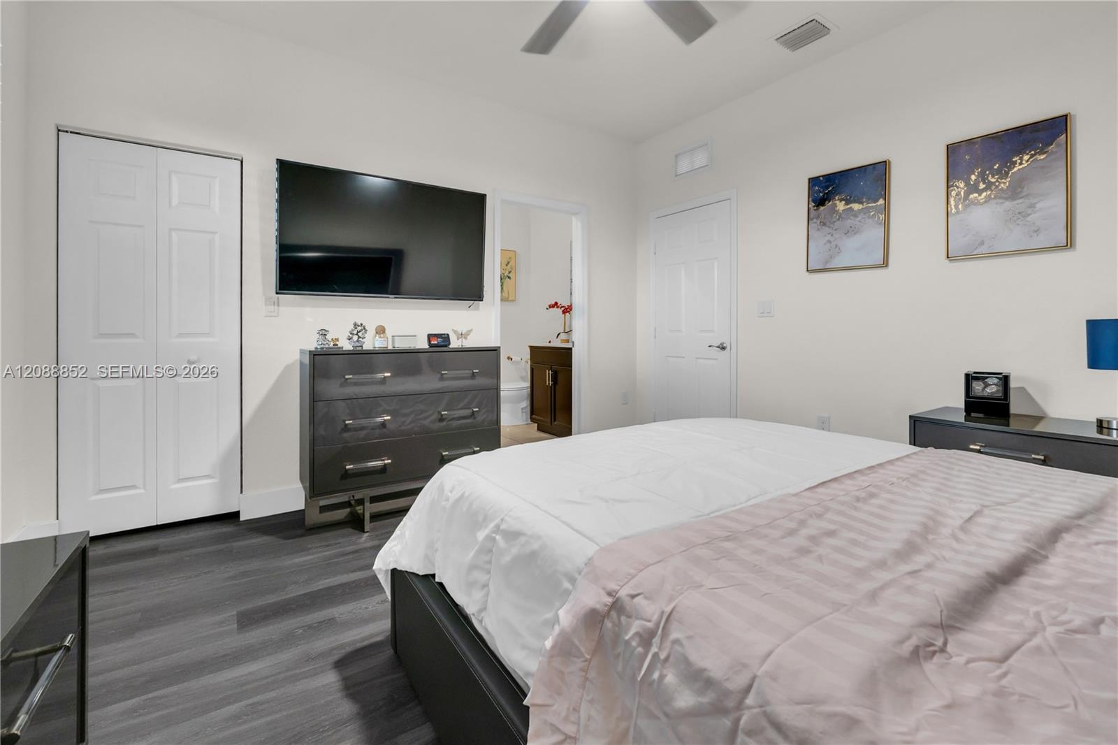 3573 W 106th Terrace