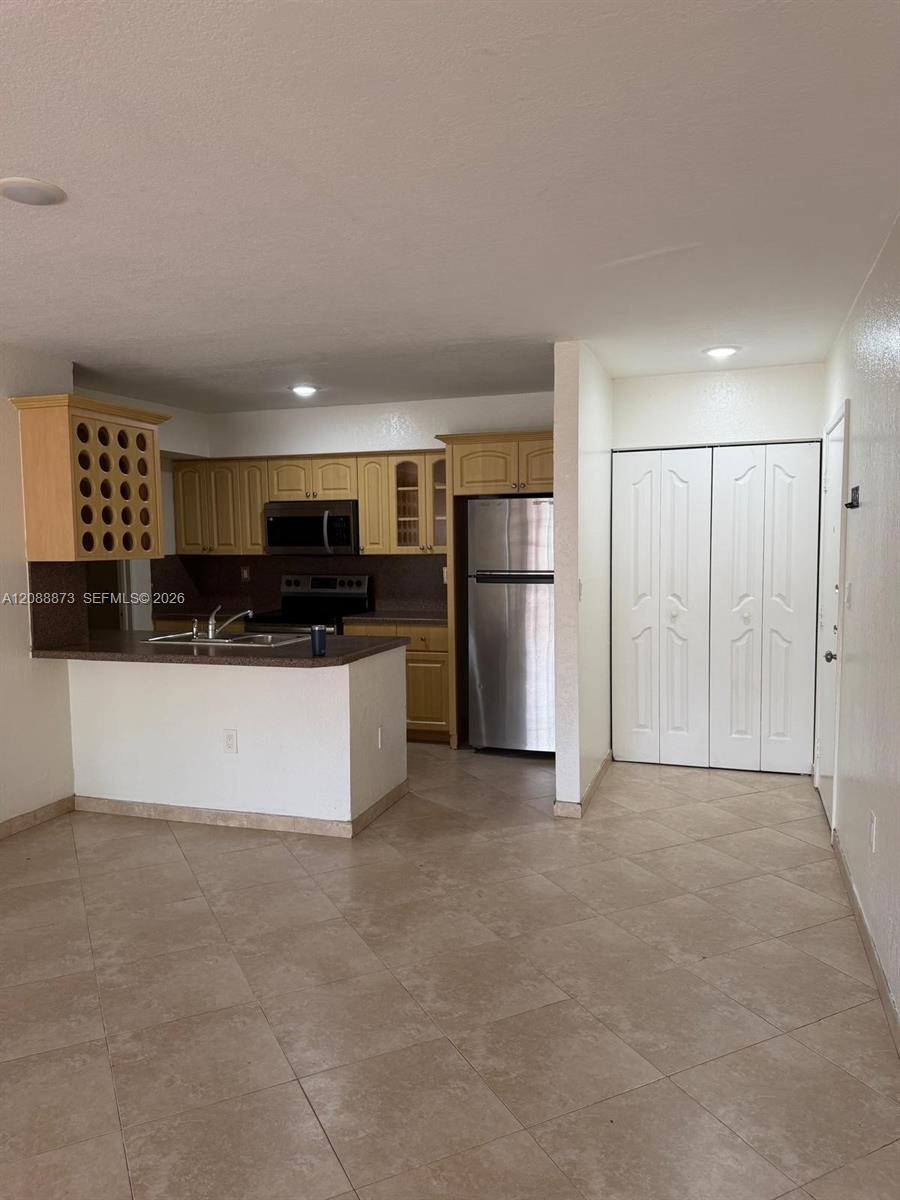 10115 NW 9th St Circle