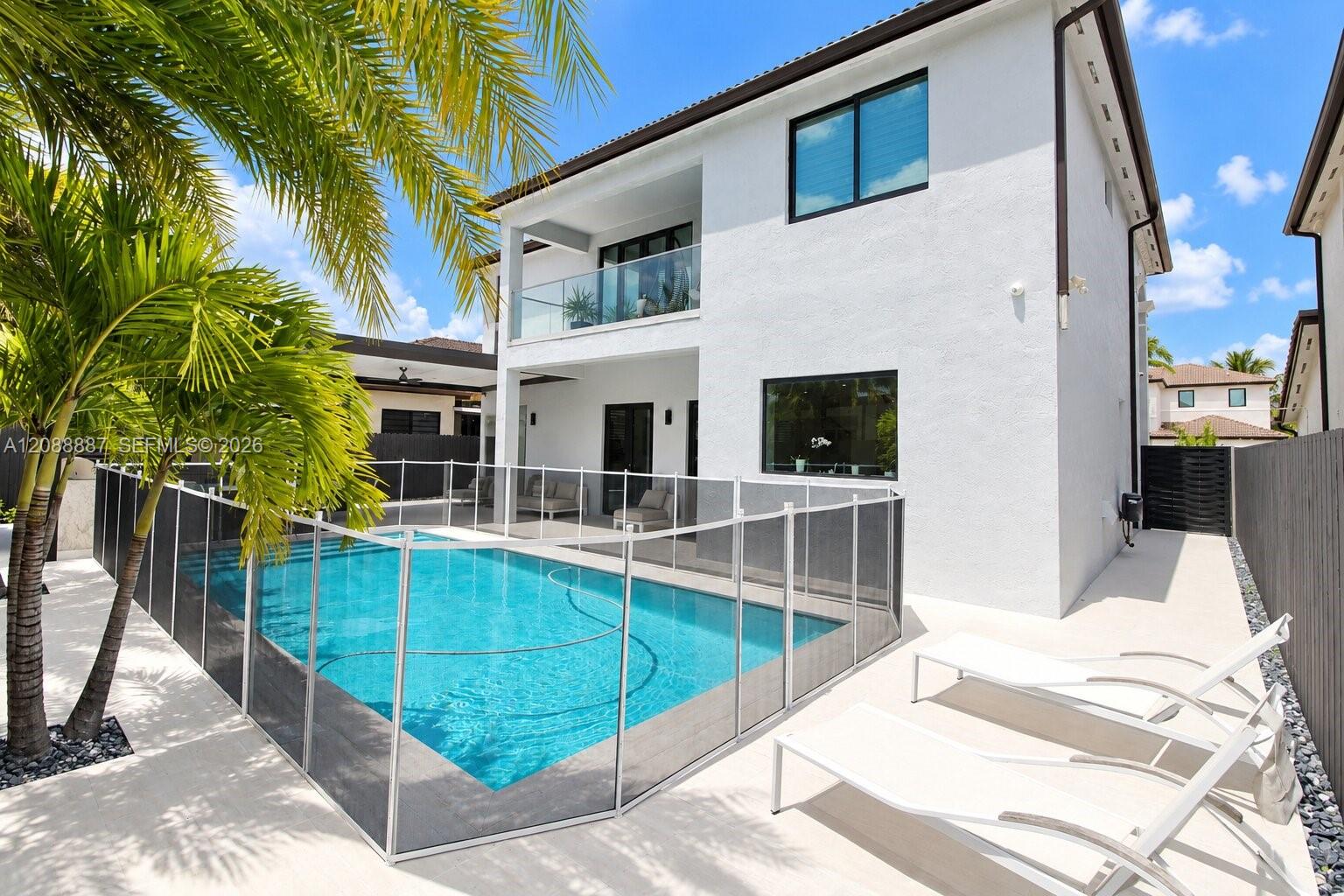 8872 NW 181st Street
