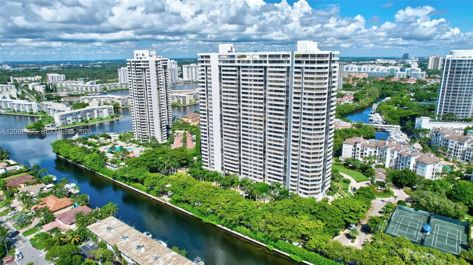 2000 Island Boulevard