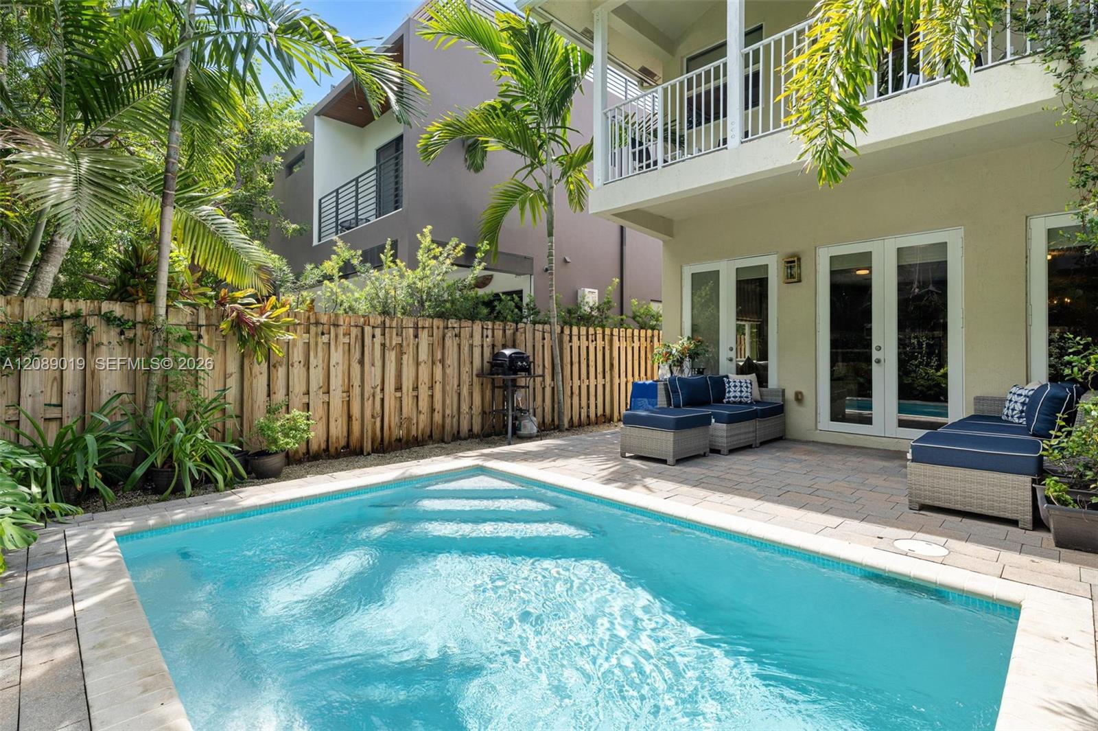 3139 Hibiscus Street