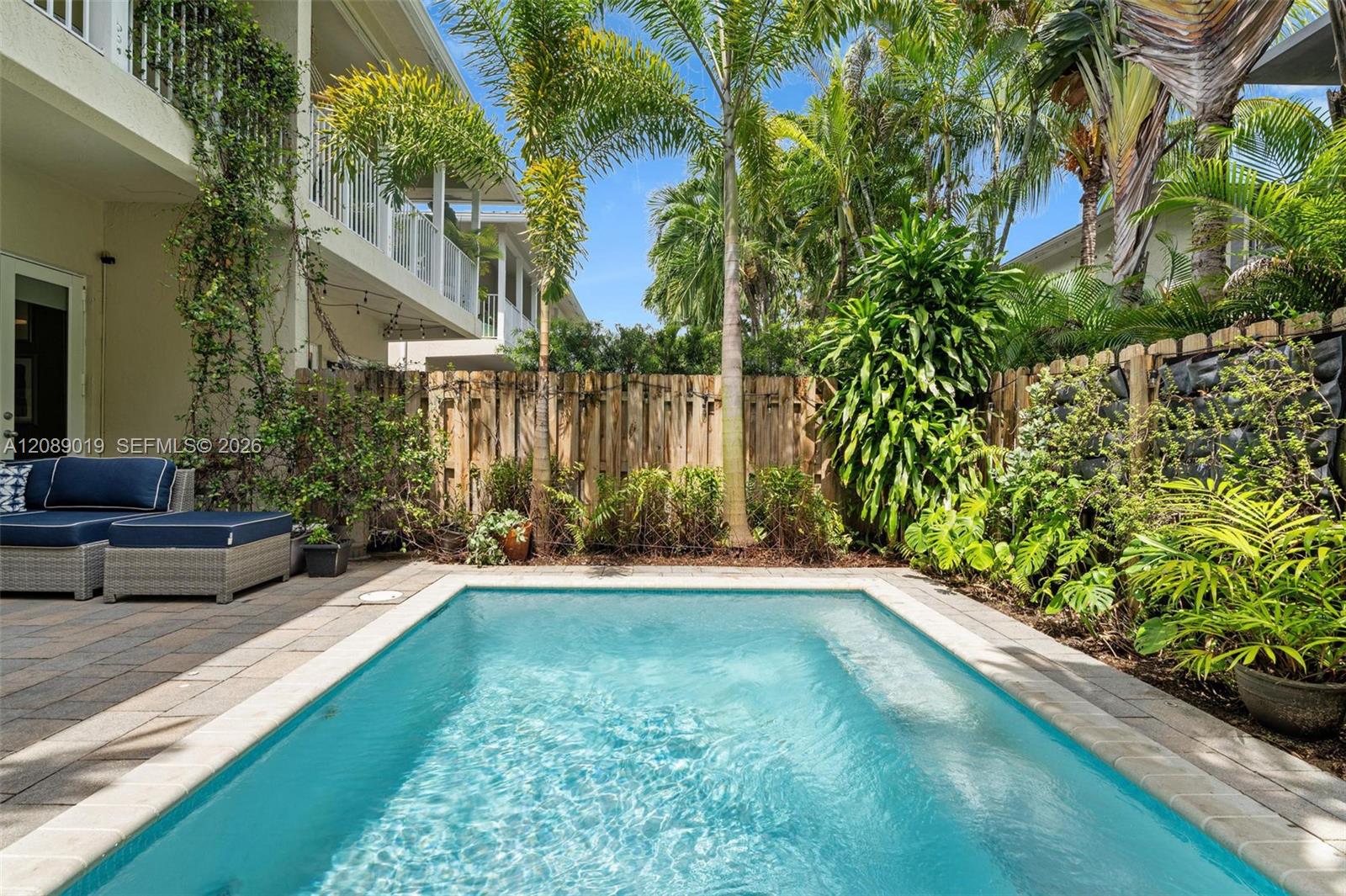 3139 Hibiscus Street