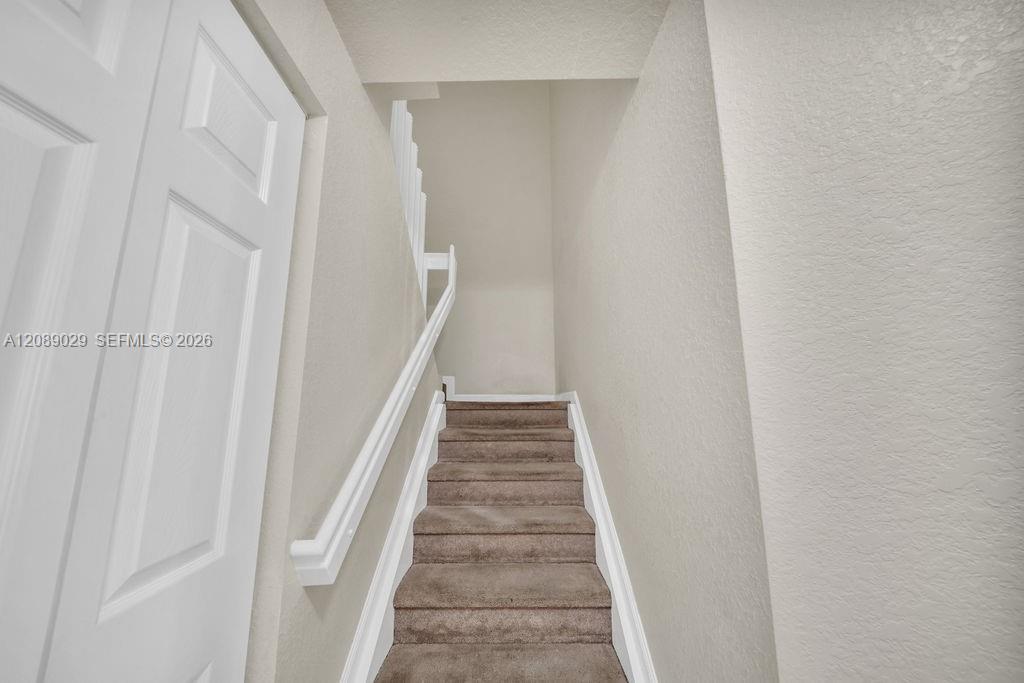 11603 NW 89th Street