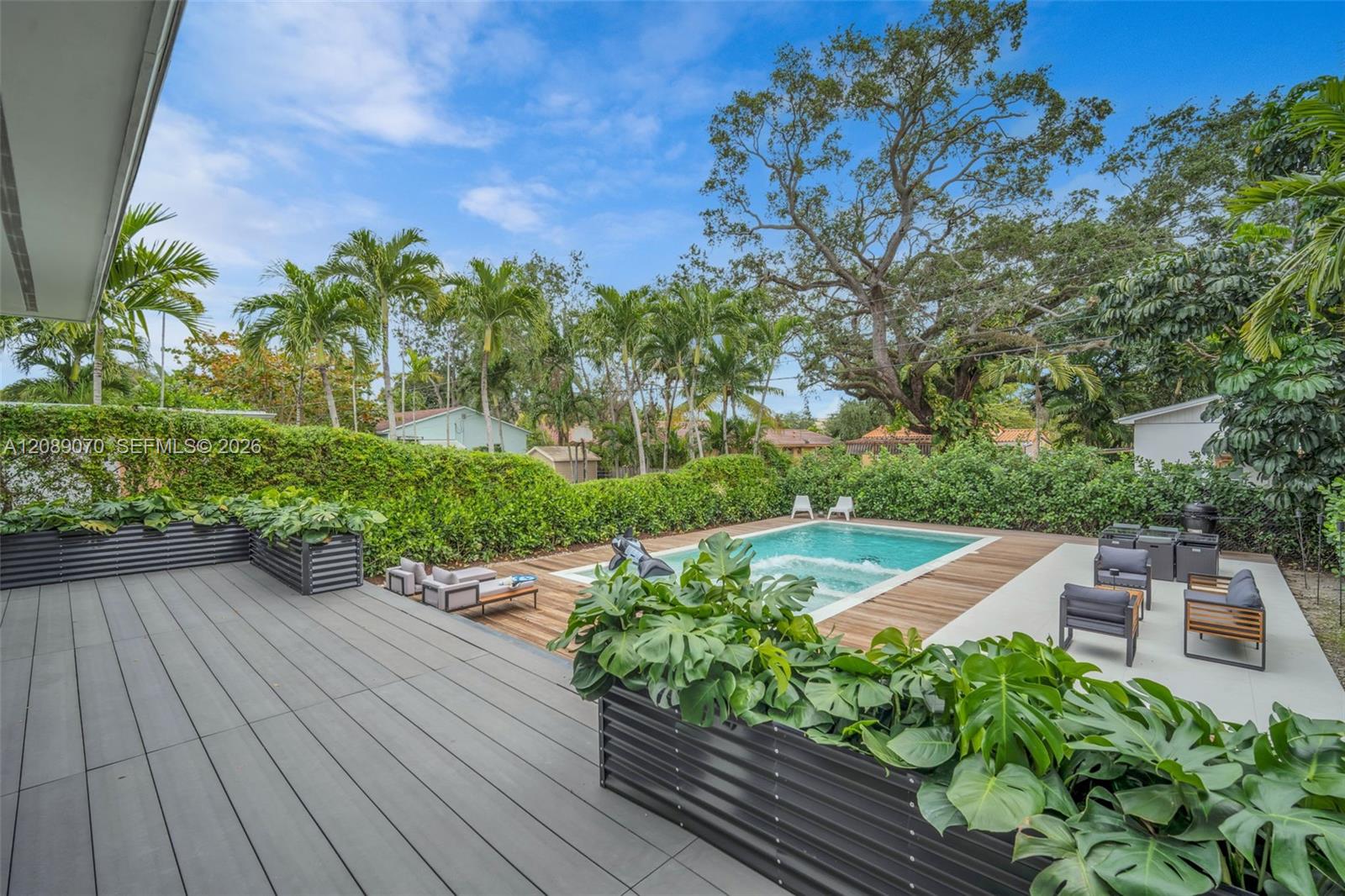 1430 SW 18th Street