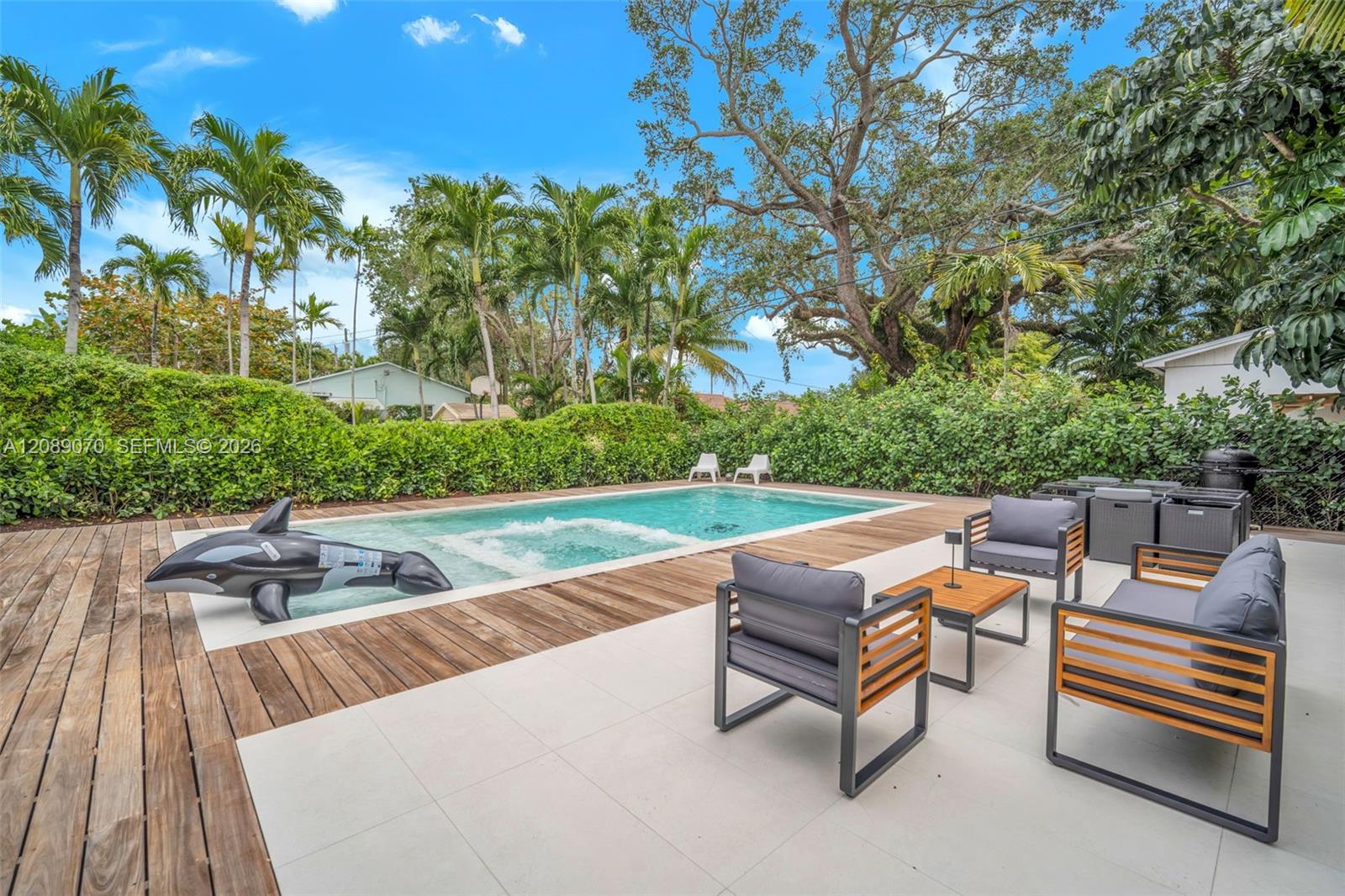 1430 SW 18th Street