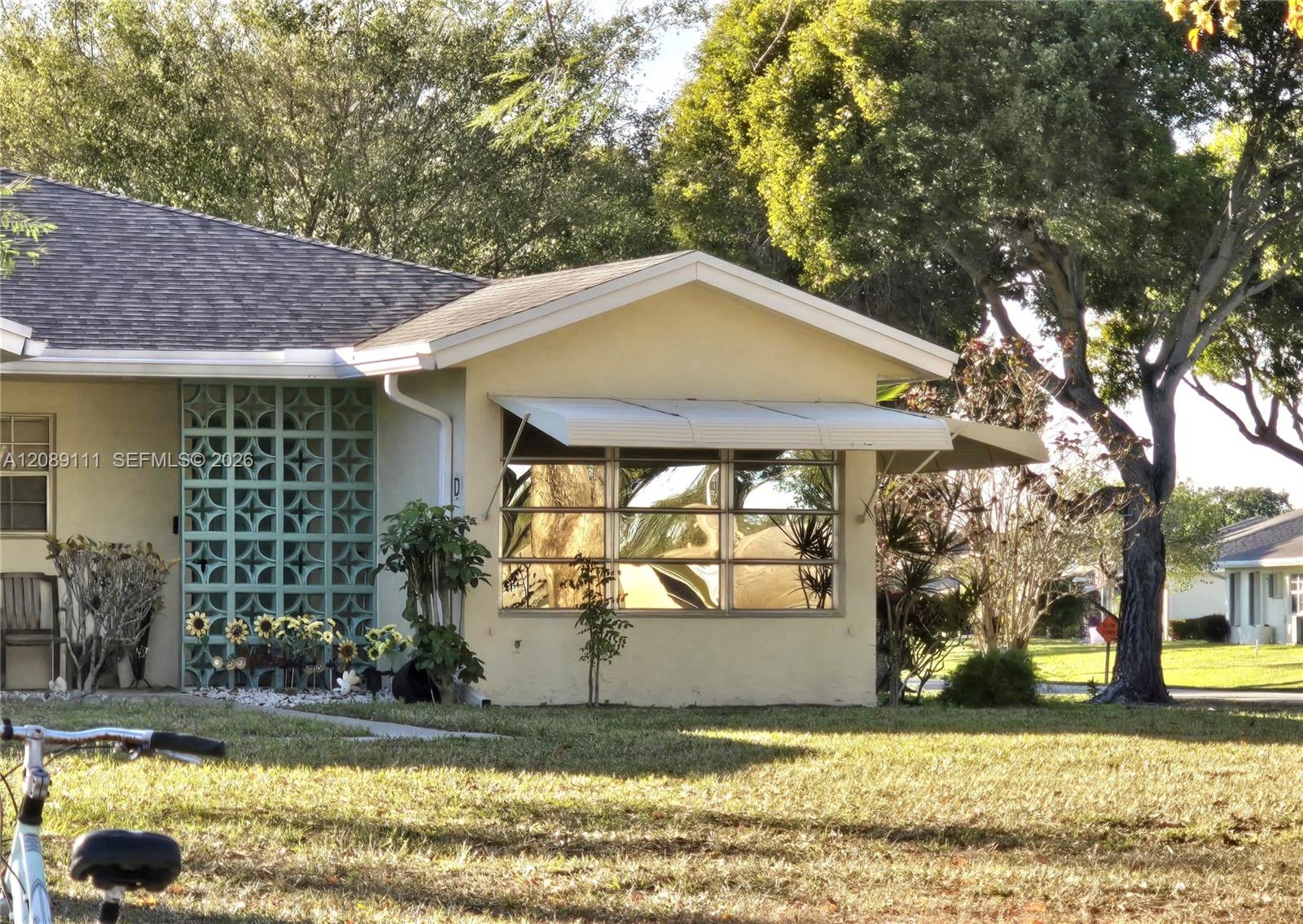 5162 Lakefront Boulevard