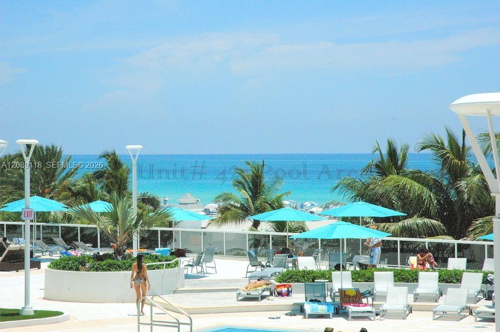 100 Lincoln Road