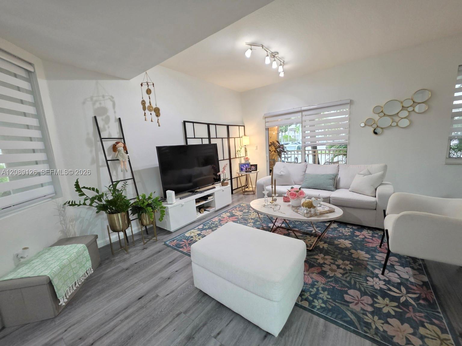 11403 NW 89th Street