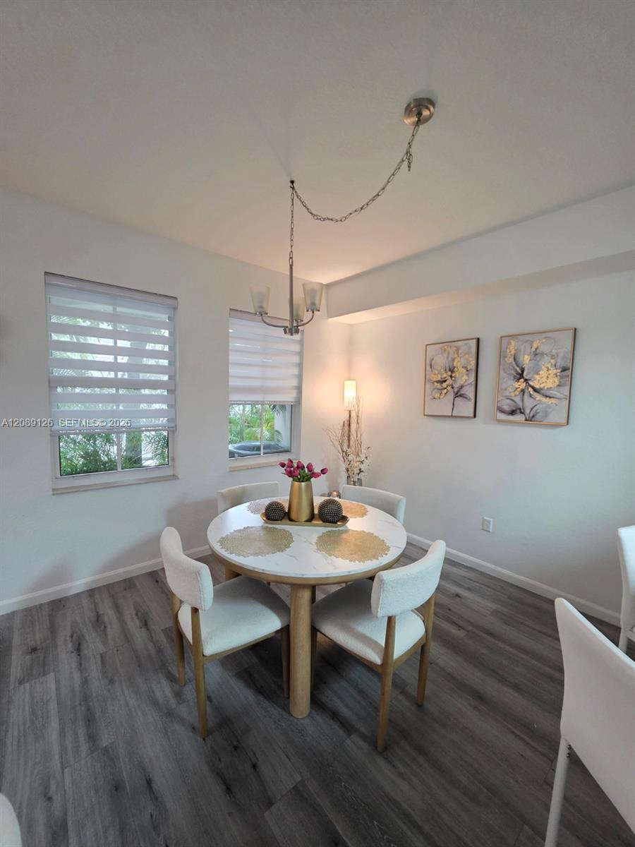 11403 NW 89th Street