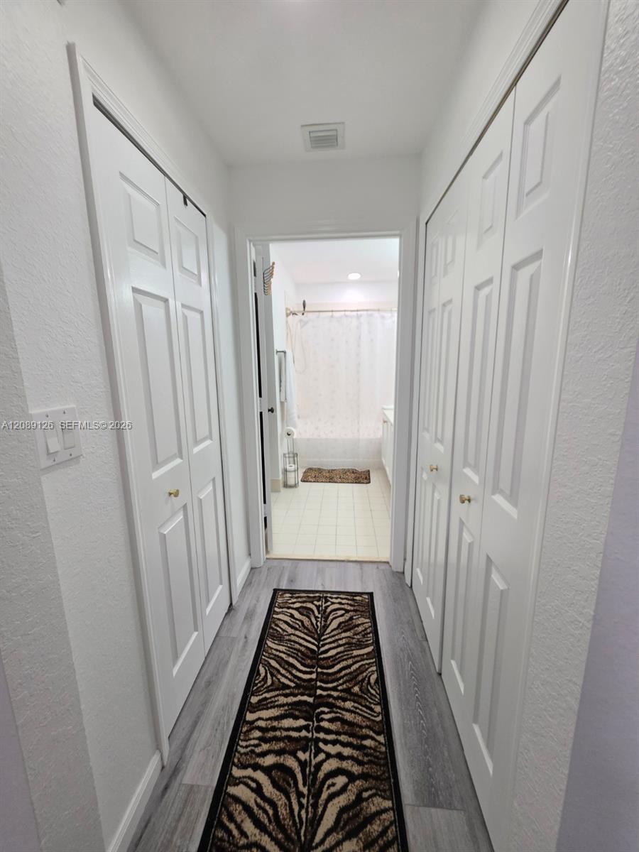 11403 NW 89th Street