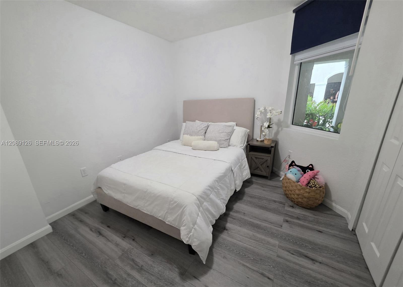 11403 NW 89th Street