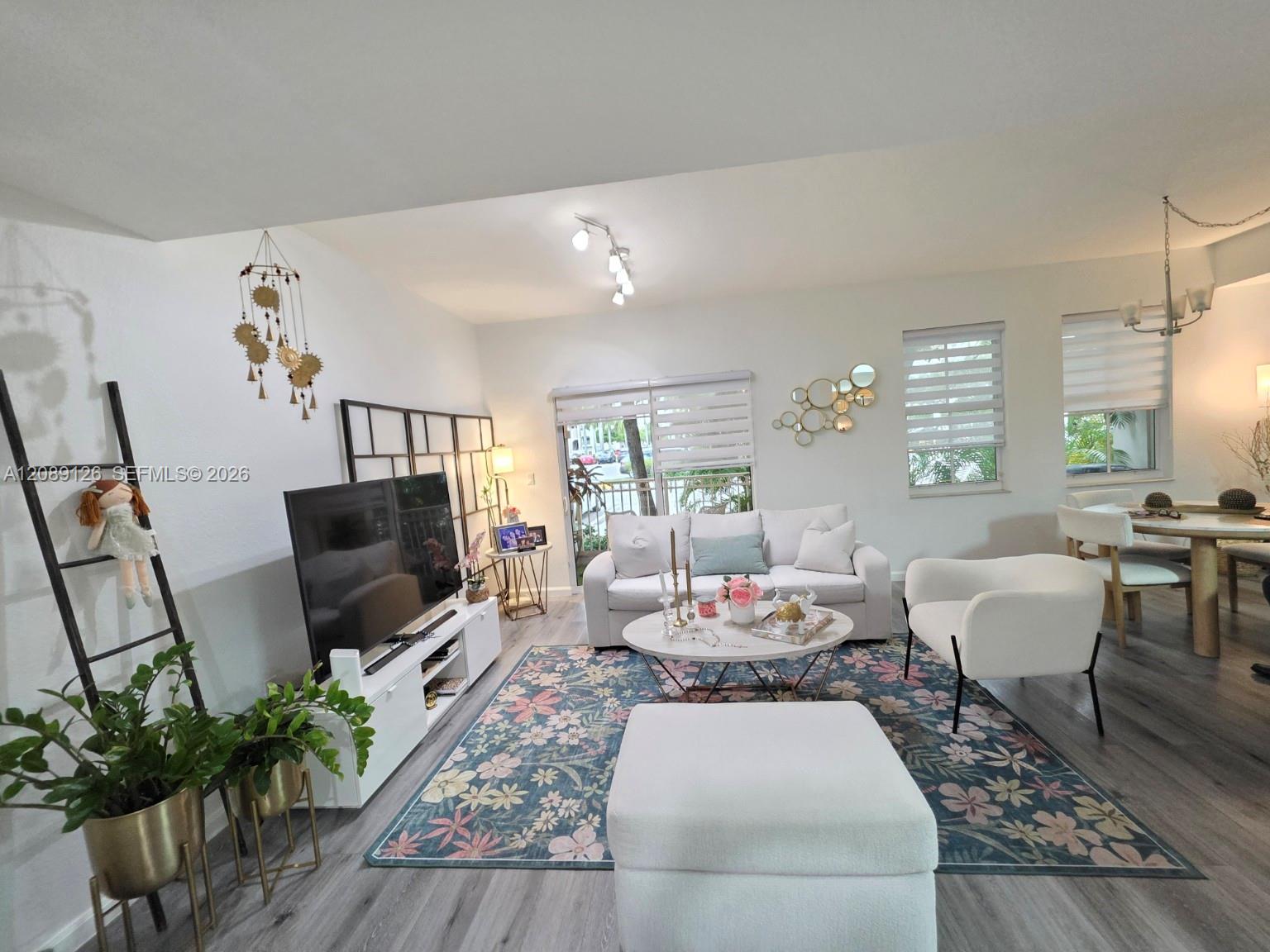 11403 NW 89th Street