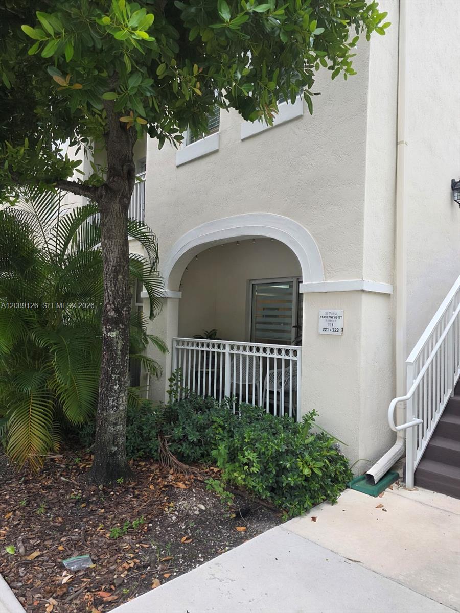11403 NW 89th Street