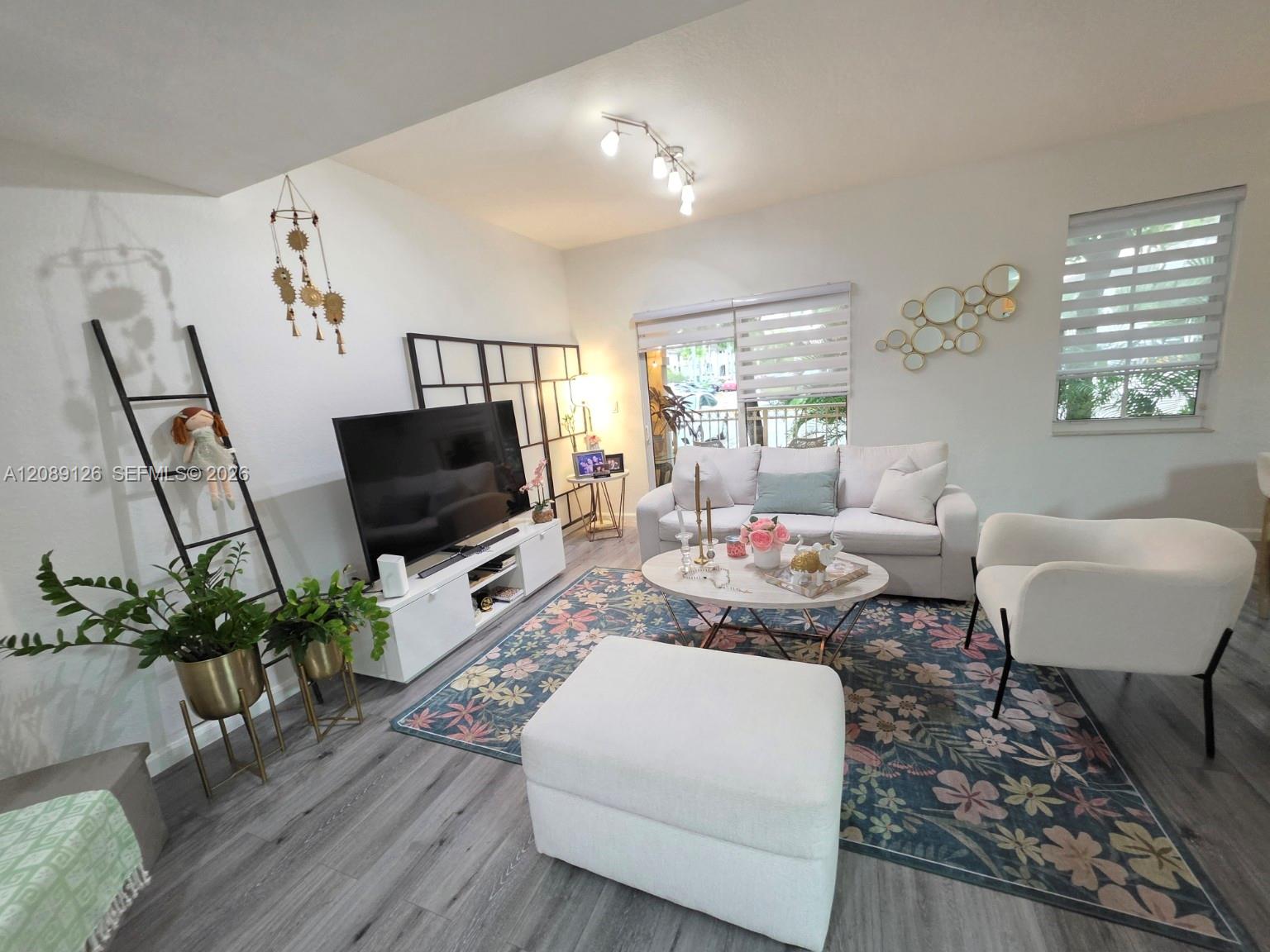 11403 NW 89th Street
