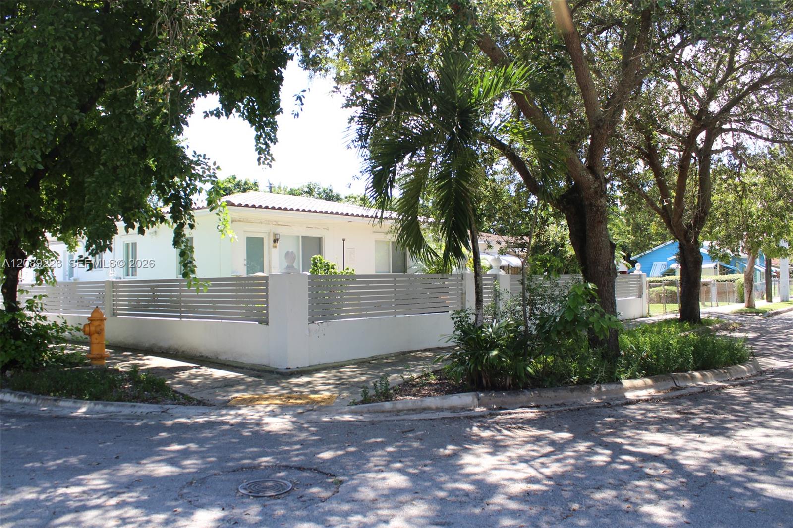 4141 NW 5th Avenue