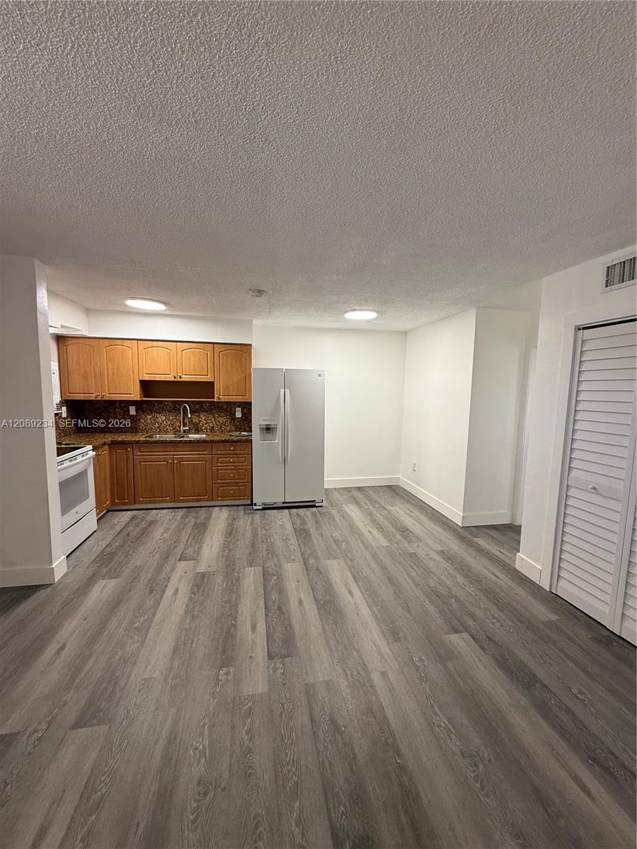 2385 NW 11th Street