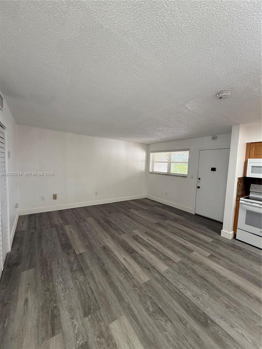 2385 NW 11th Street