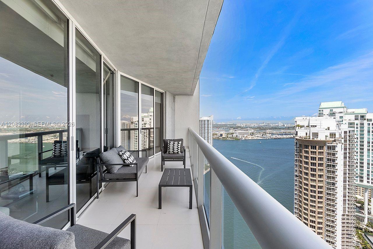 465 Brickell Avenue gallery image #13
