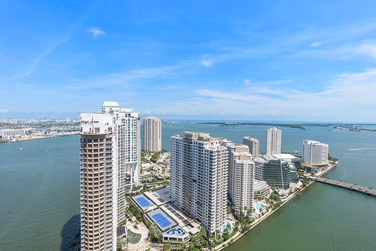 465 Brickell Avenue gallery image #14