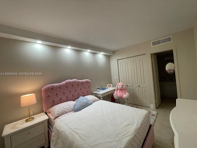 3625 N Country Club Drive