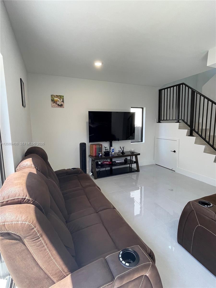 1384 NW 2nd Terrace
