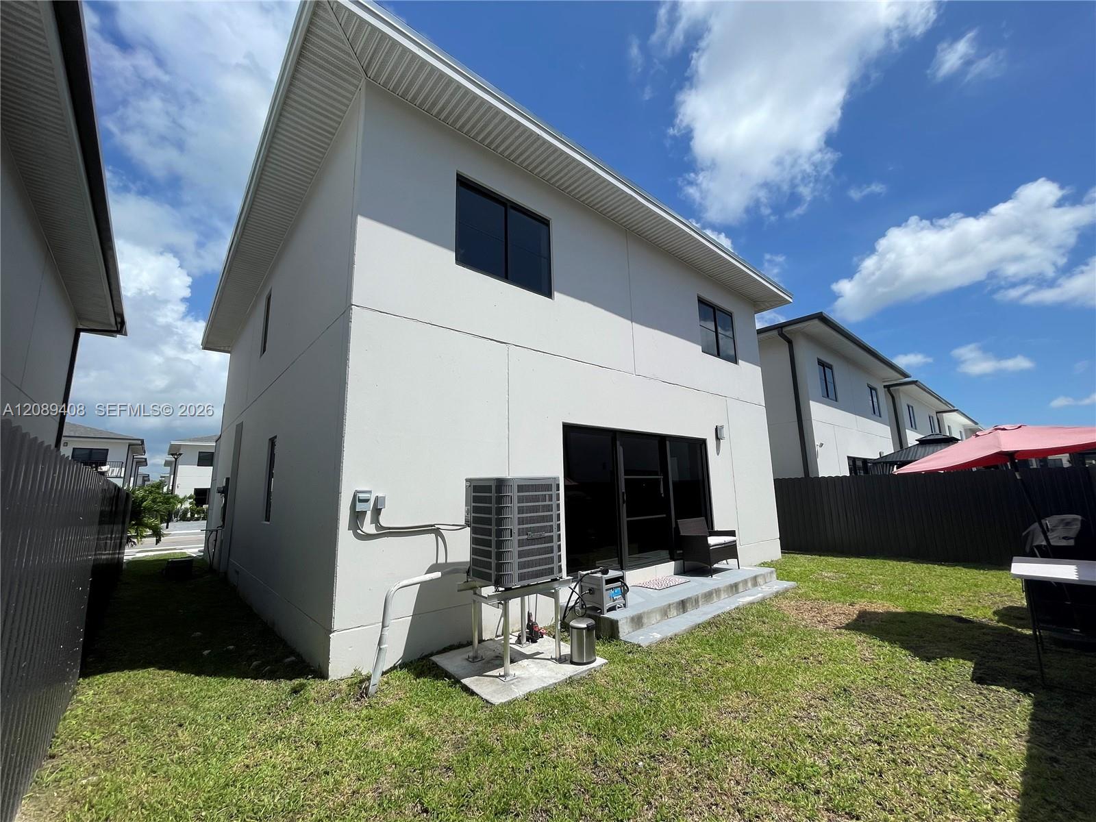 1384 NW 2nd Terrace