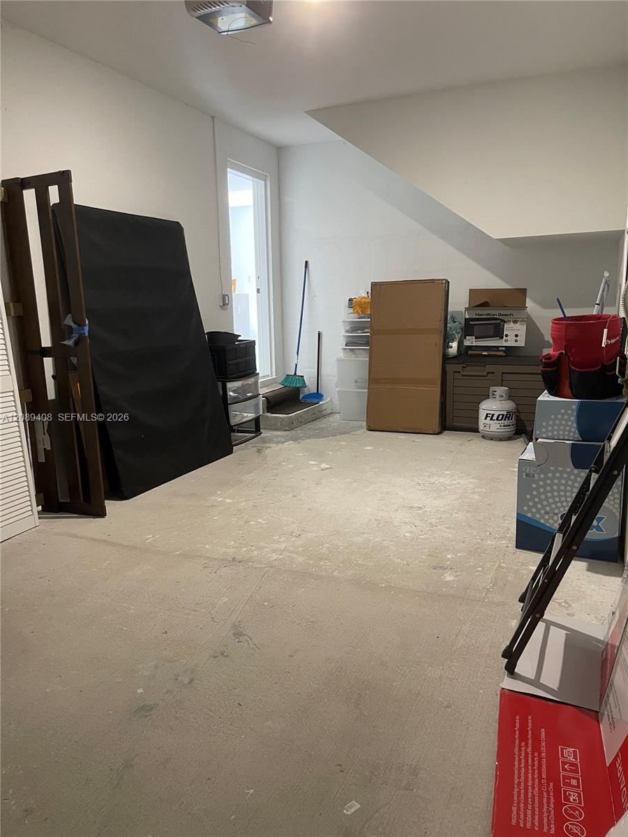 1384 NW 2nd Terrace