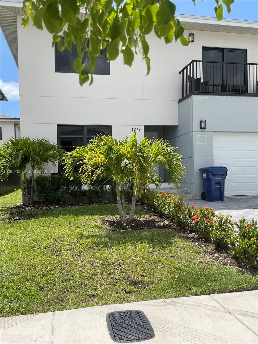 1384 NW 2nd Terrace