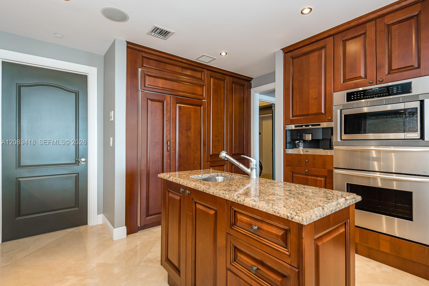 3501 N Ocean Drive