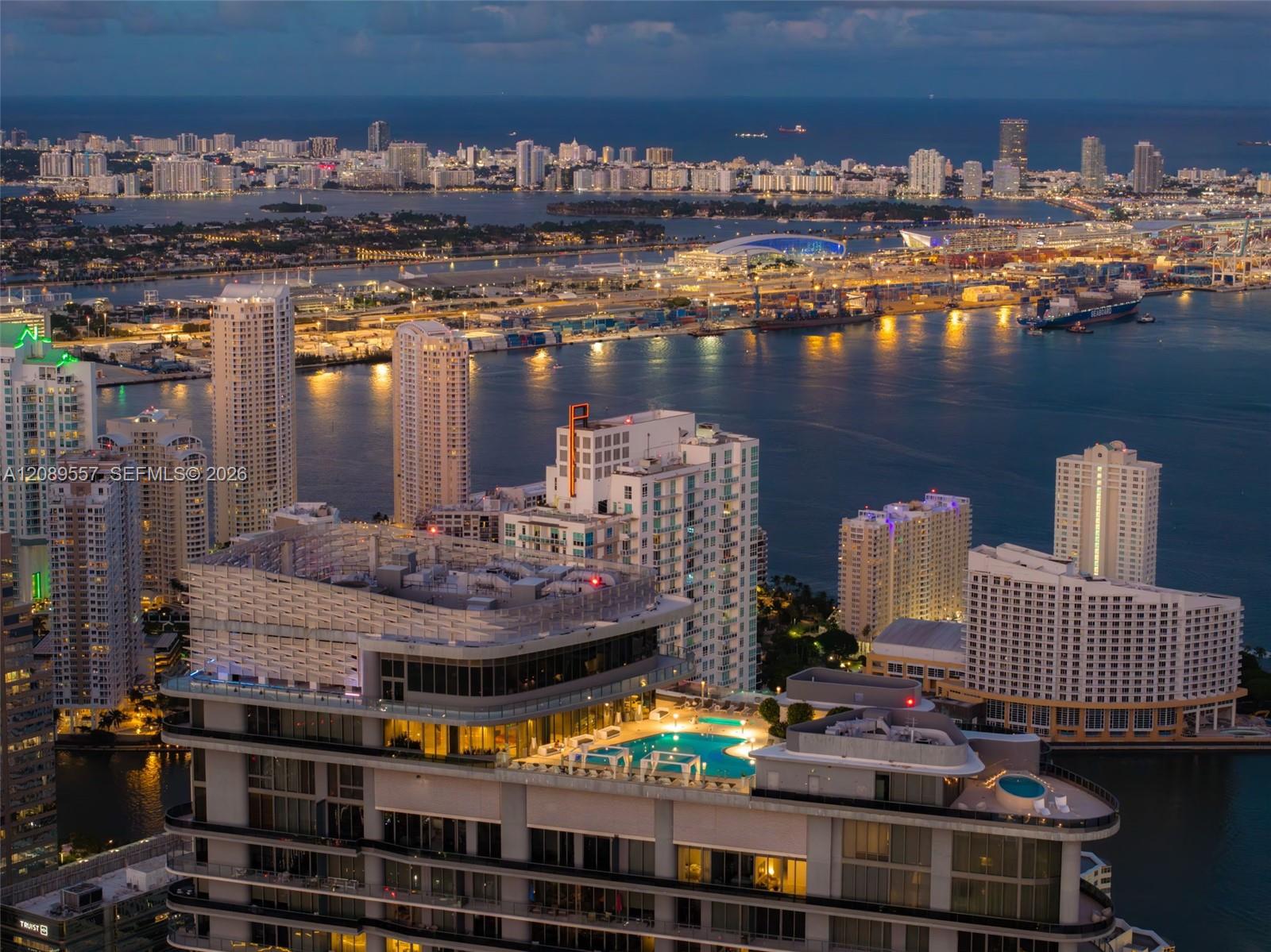 1000 Brickell Plaza