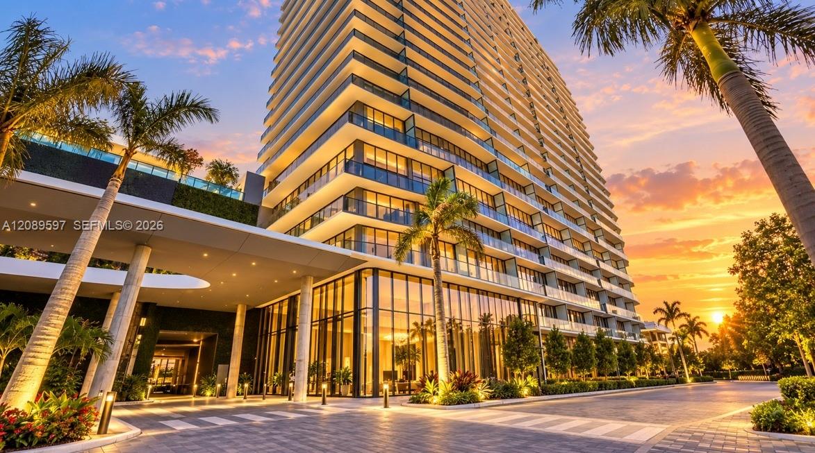 1170 E Hallandale