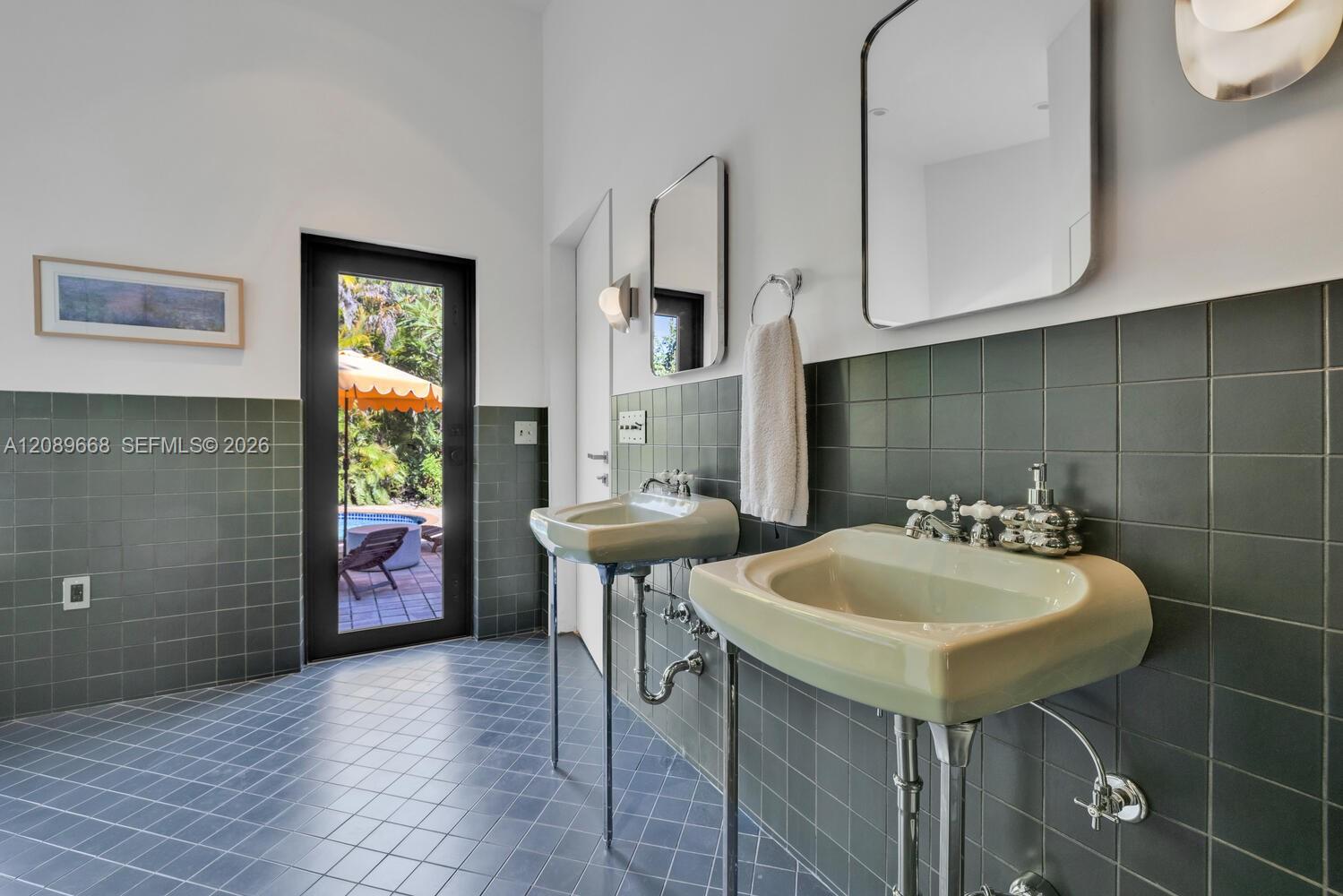 4450 SW 62nd Court