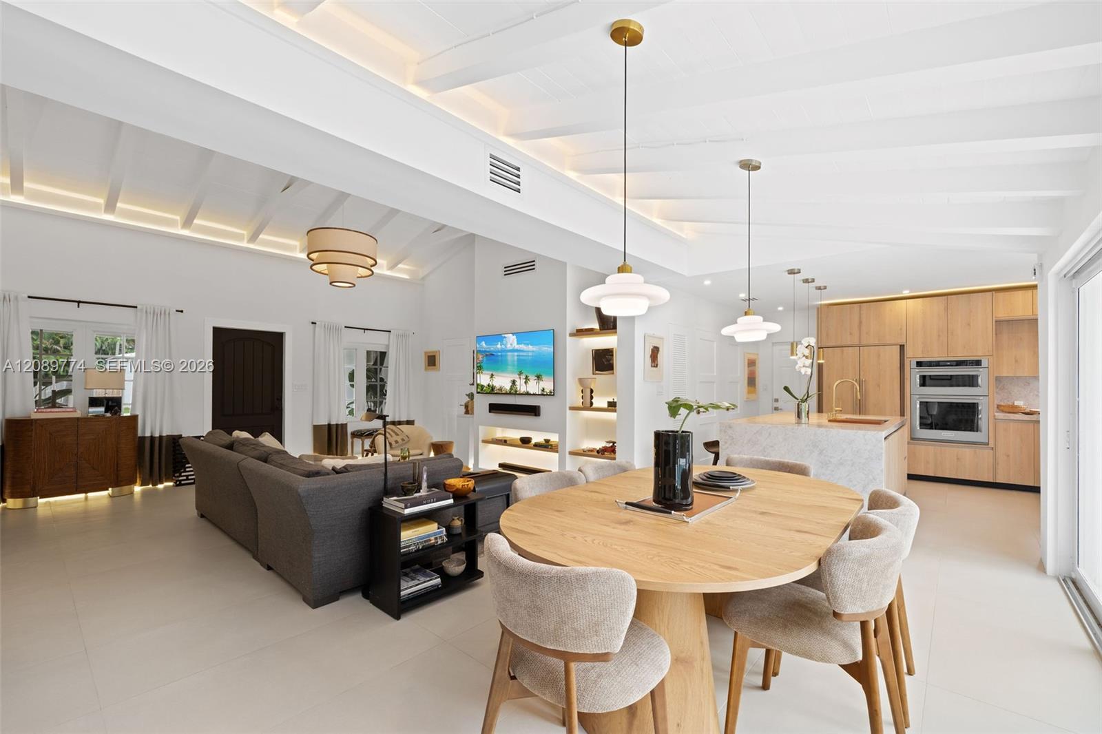 823 NE 72nd Street
