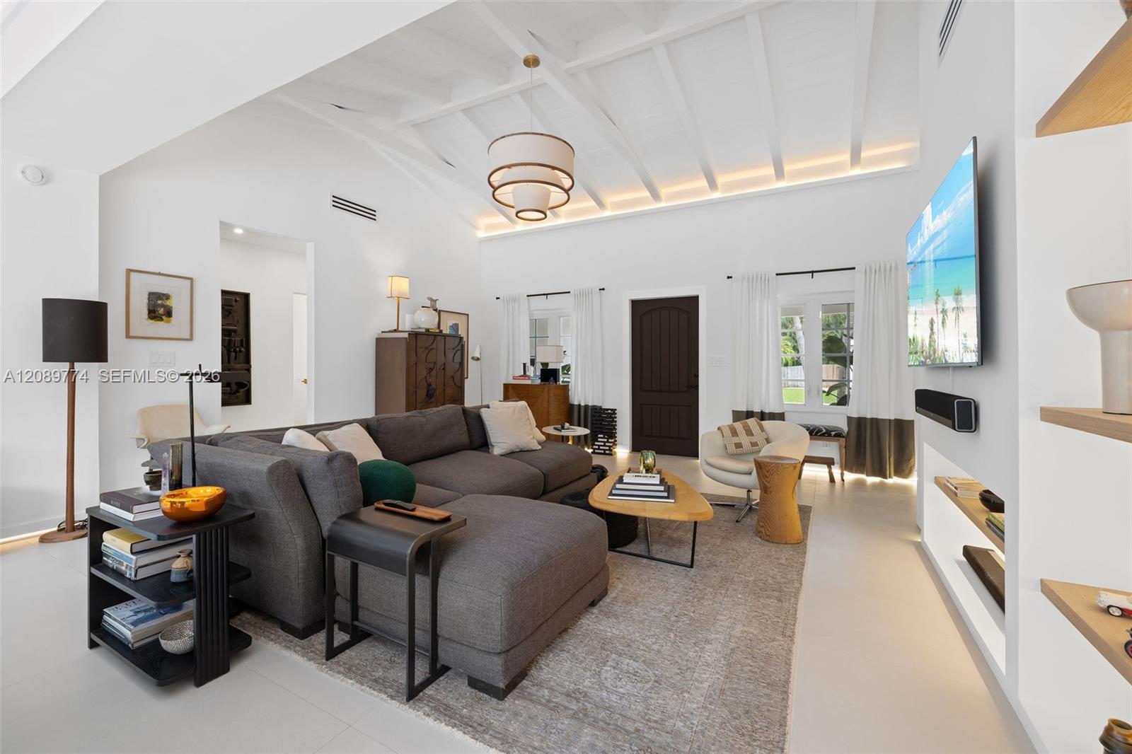 823 NE 72nd Street