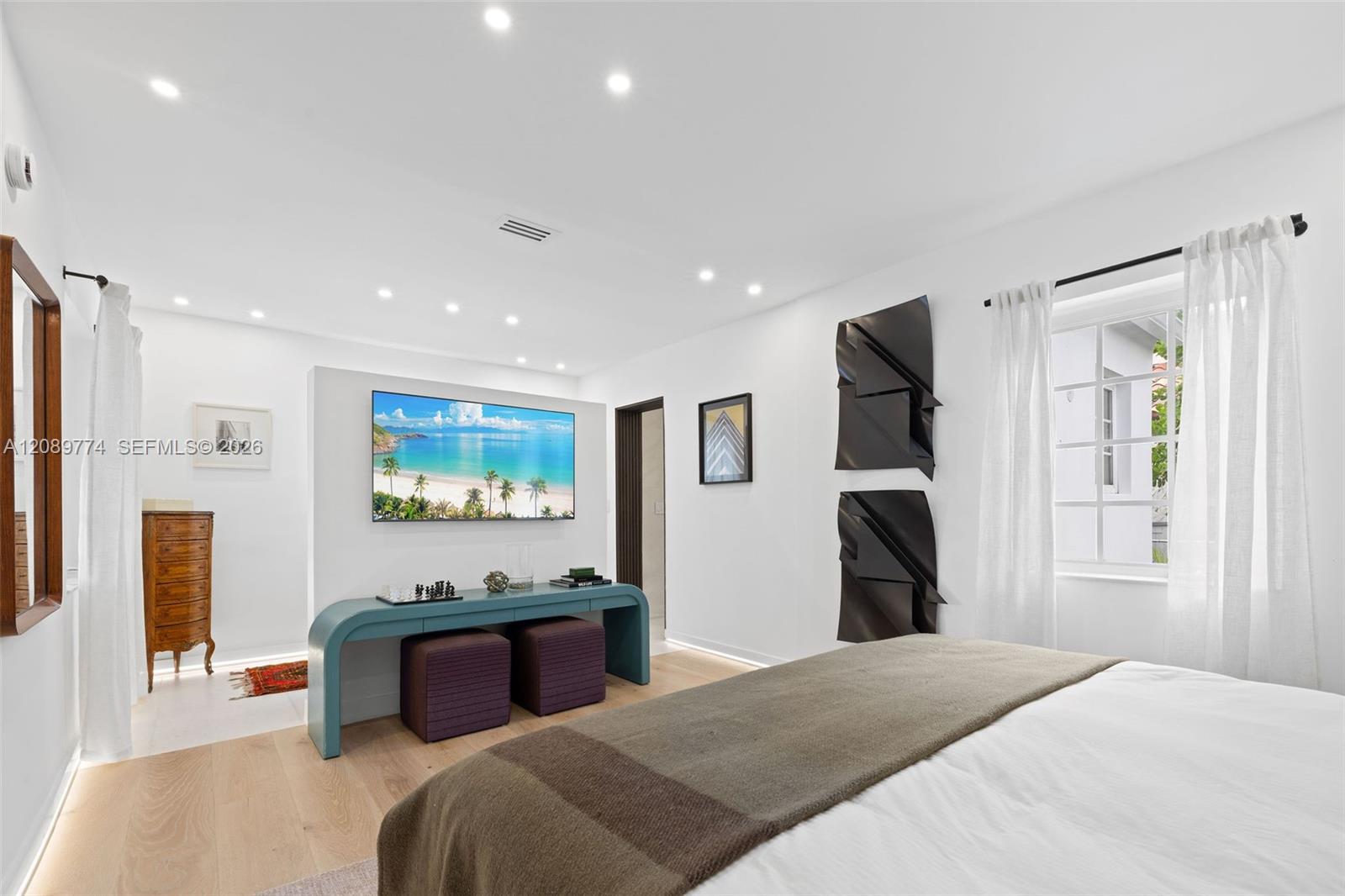 823 NE 72nd Street