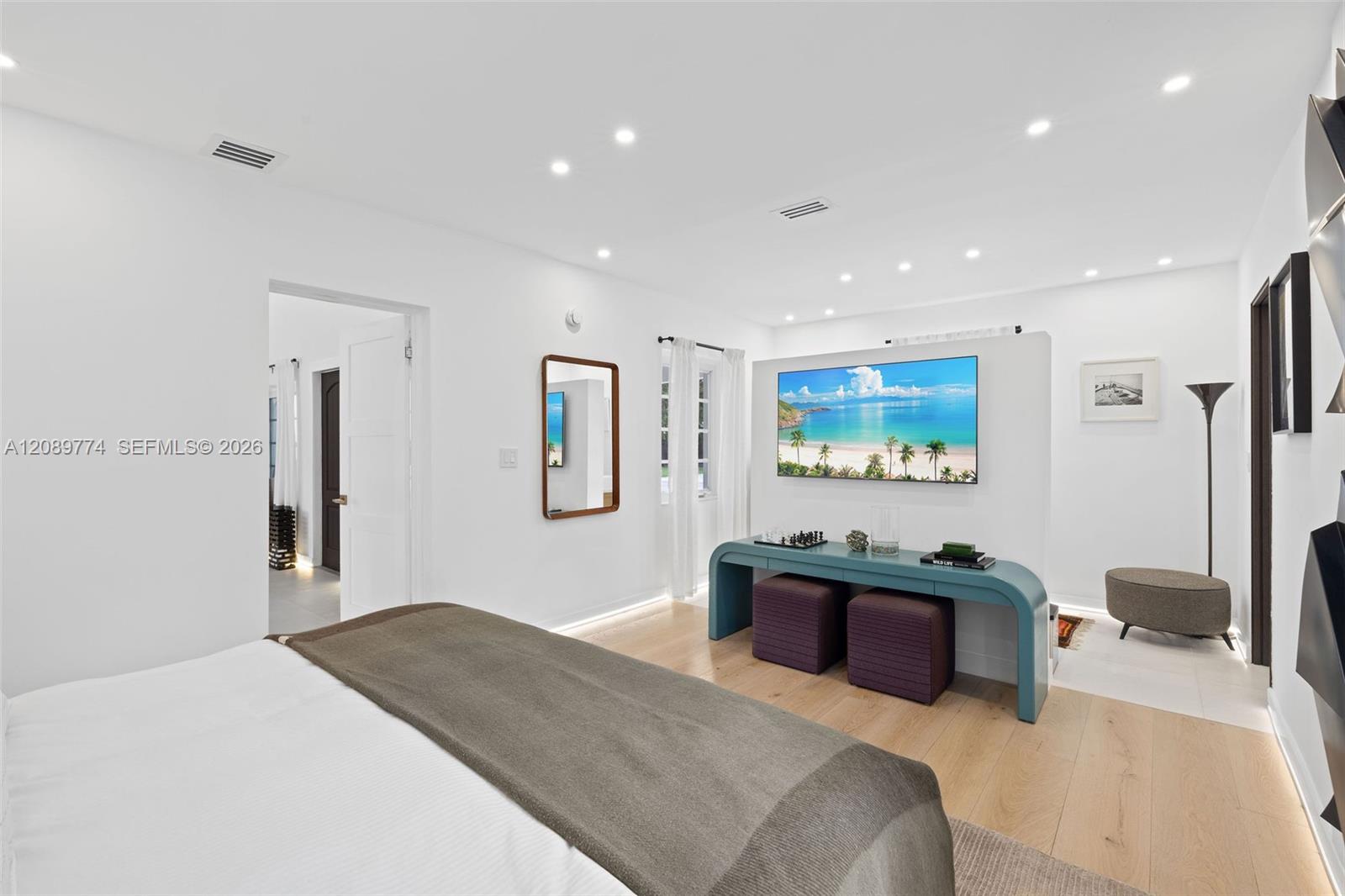 823 NE 72nd Street