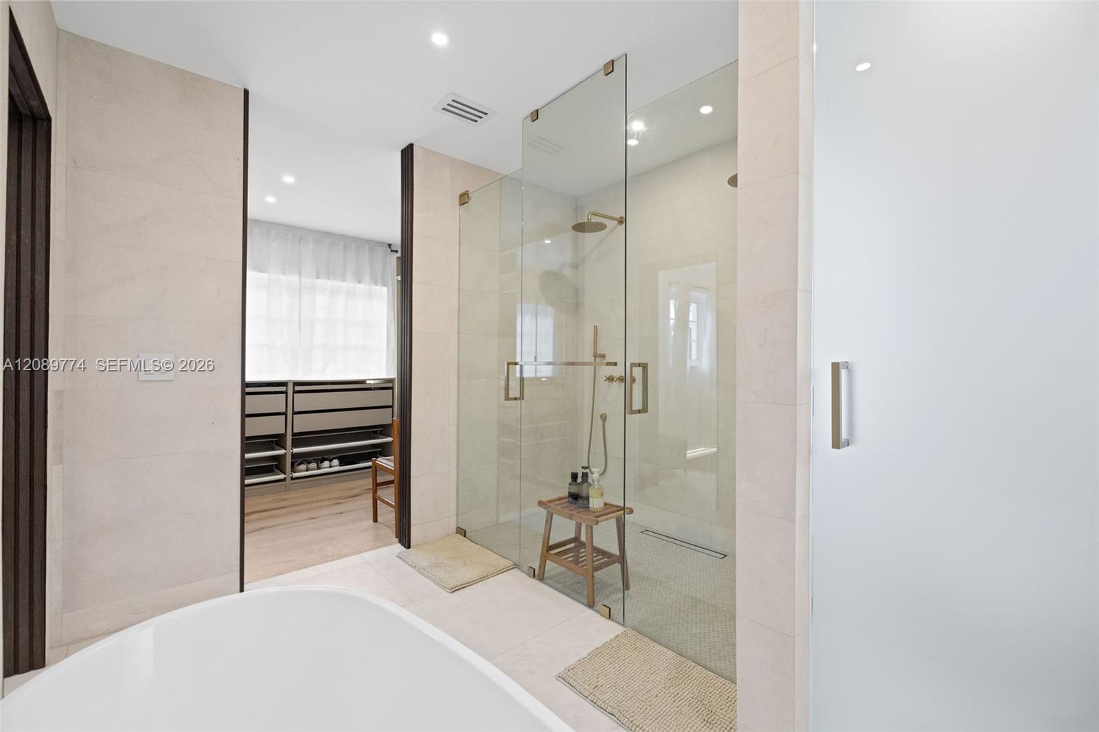 823 NE 72nd Street