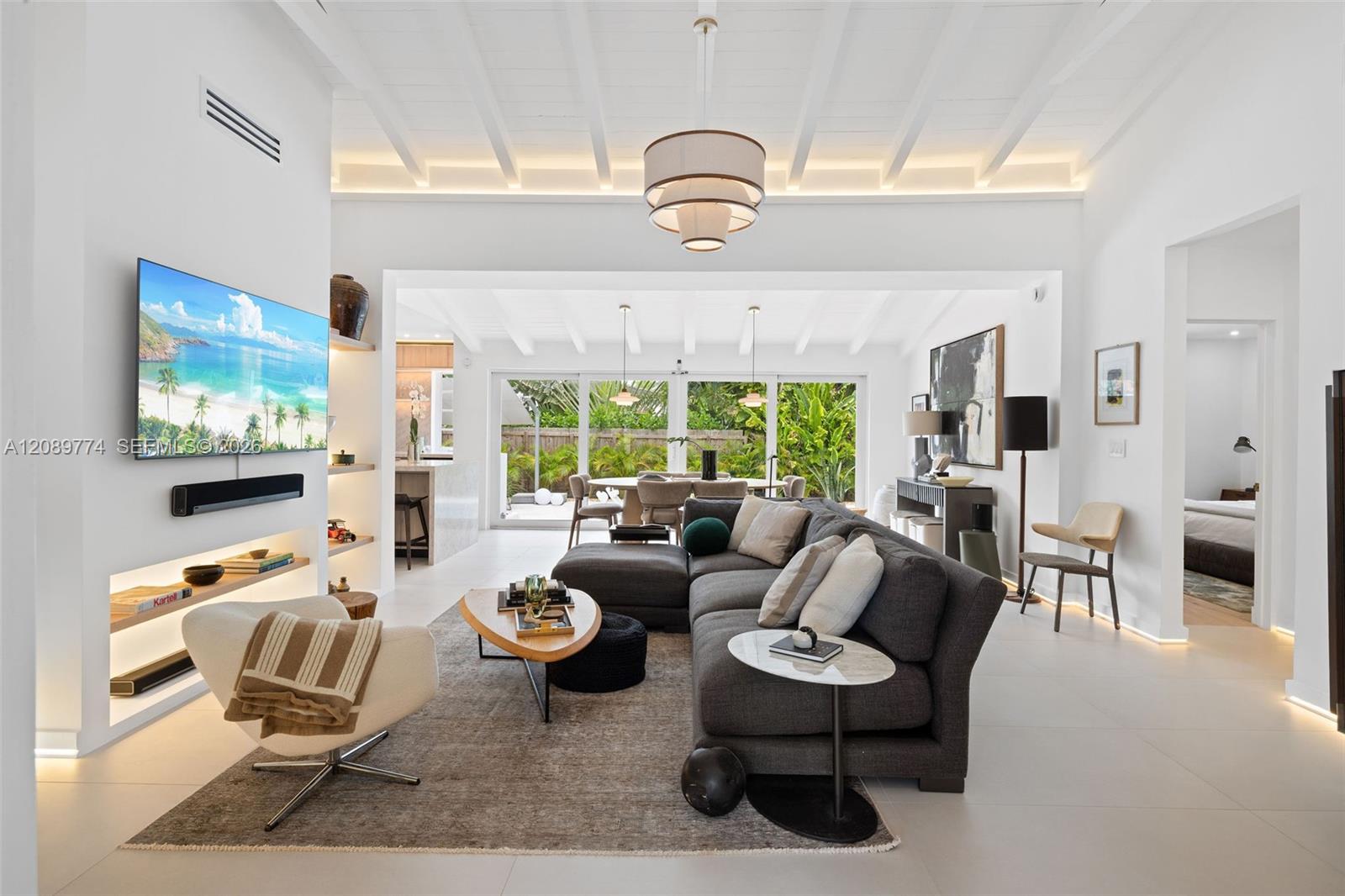 823 NE 72nd Street