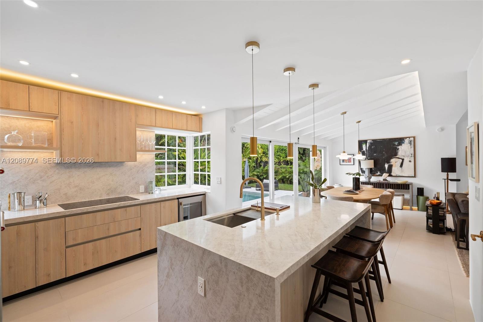 823 NE 72nd Street