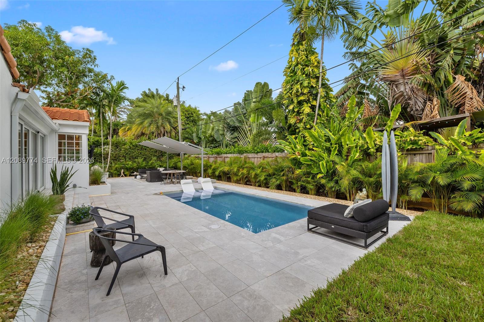 823 NE 72nd Street