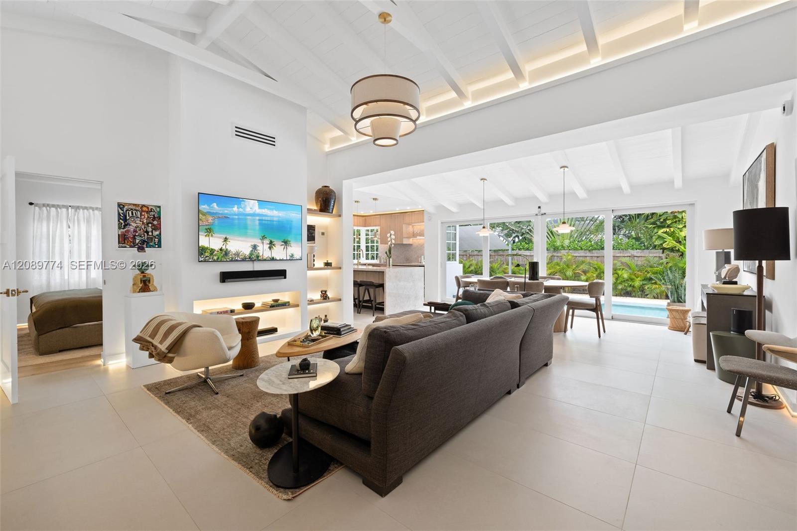 823 NE 72nd Street