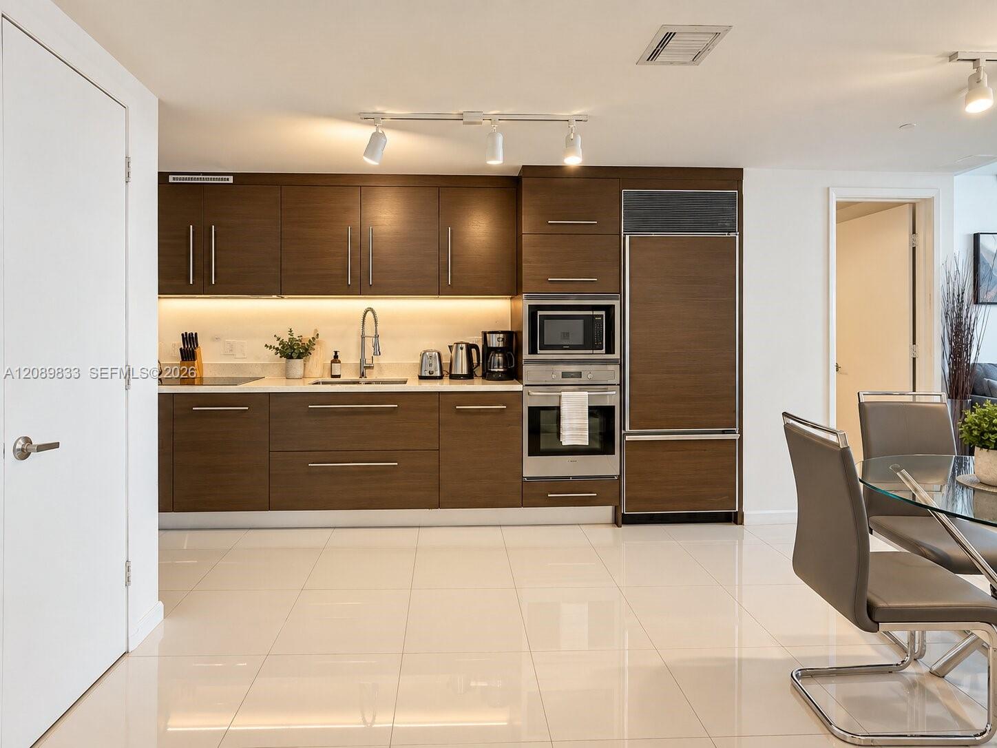 485 Brickell Avenue