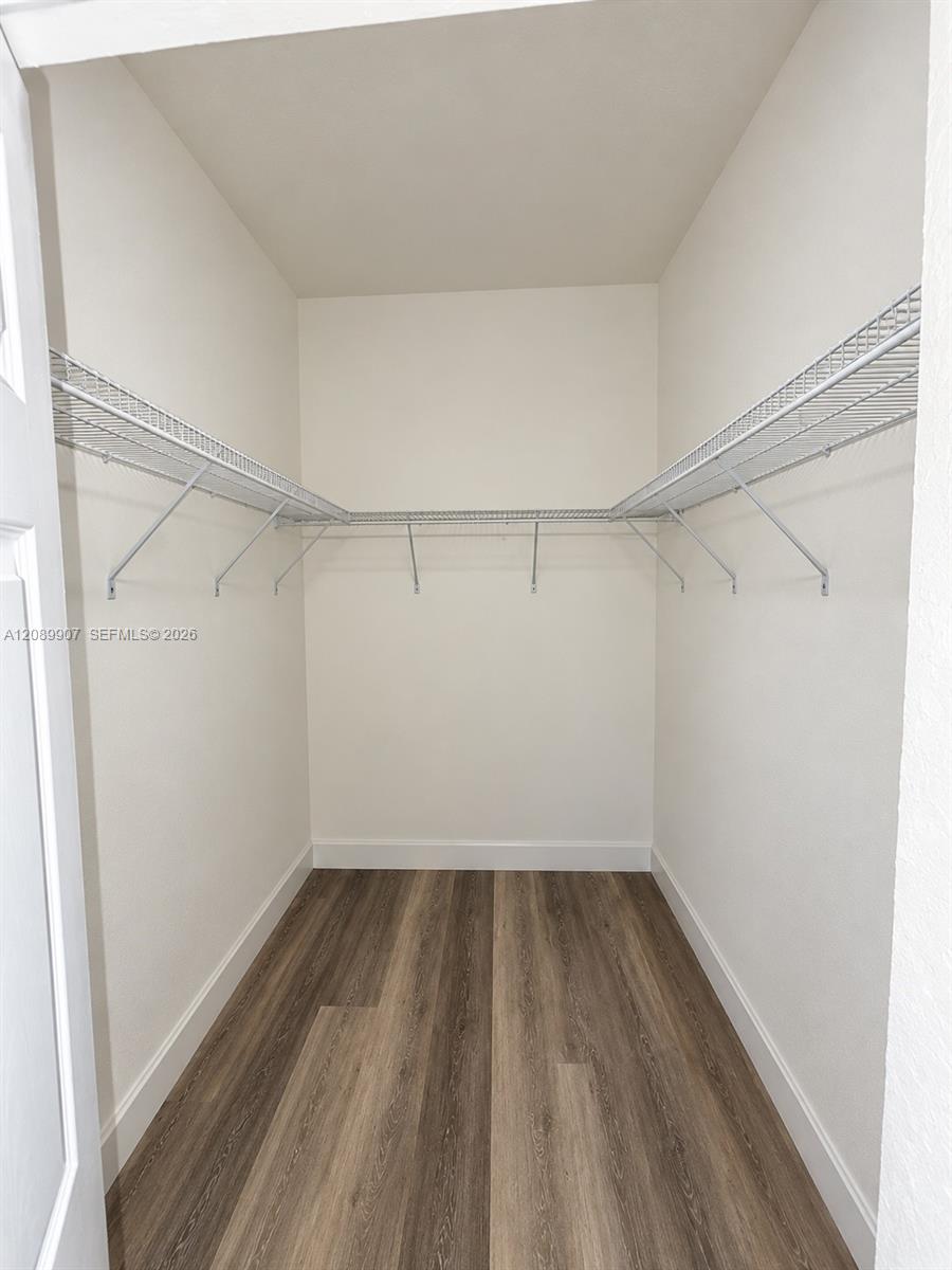 359 NE 27th Terrace