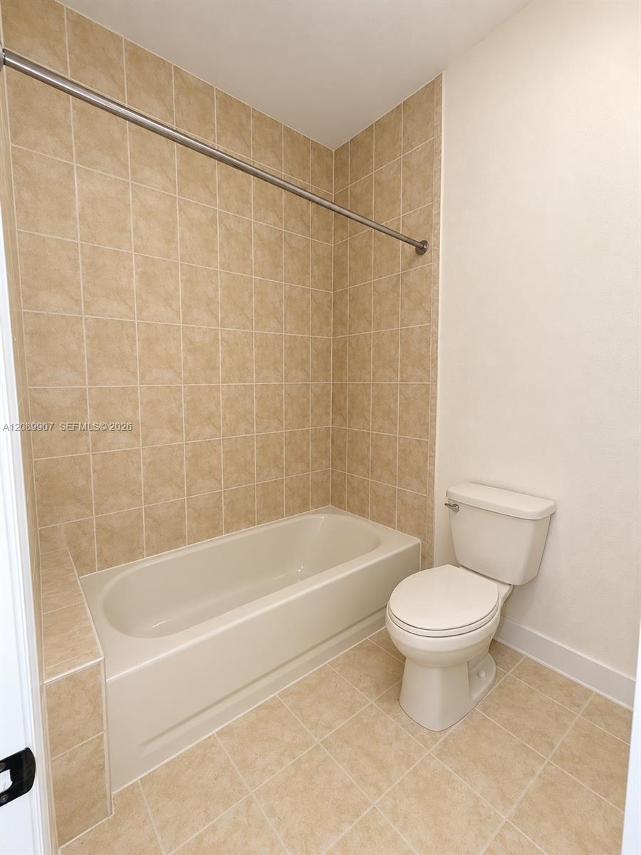 359 NE 27th Terrace