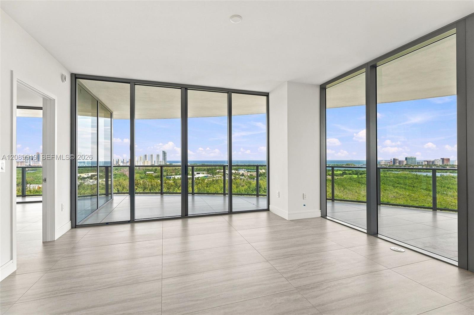2411 Laguna Circle