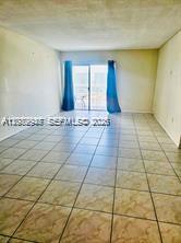400 Kings Point Drive