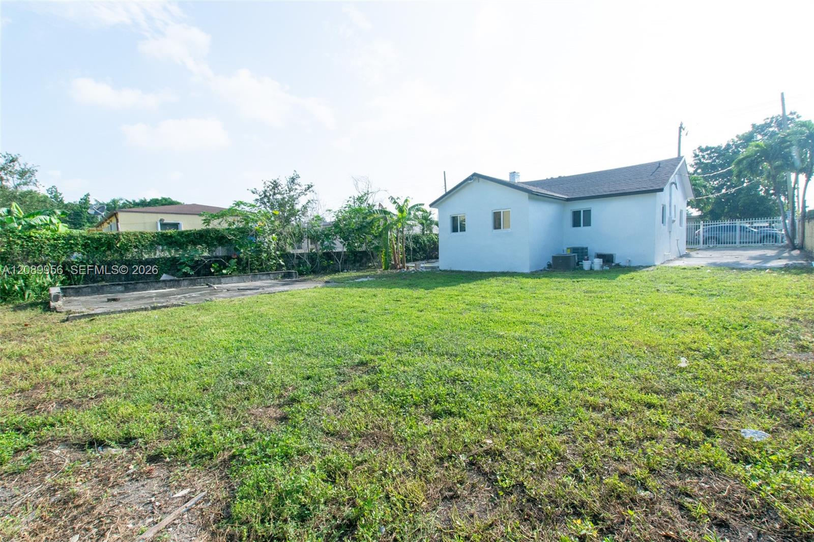 2324 NW 14th Avenue