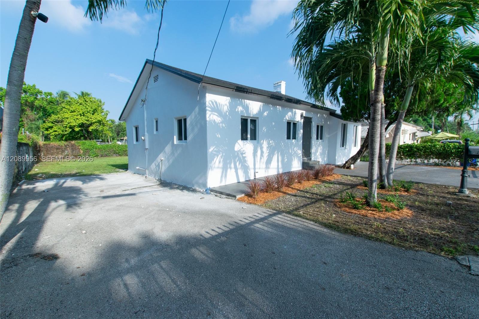 2324 NW 14th Avenue
